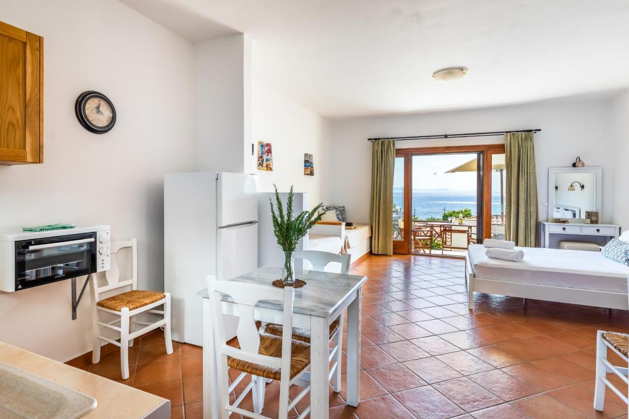 Althea Accommodation Agnontas Exterior foto